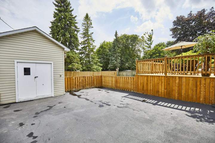 Fence Construction Oshawa